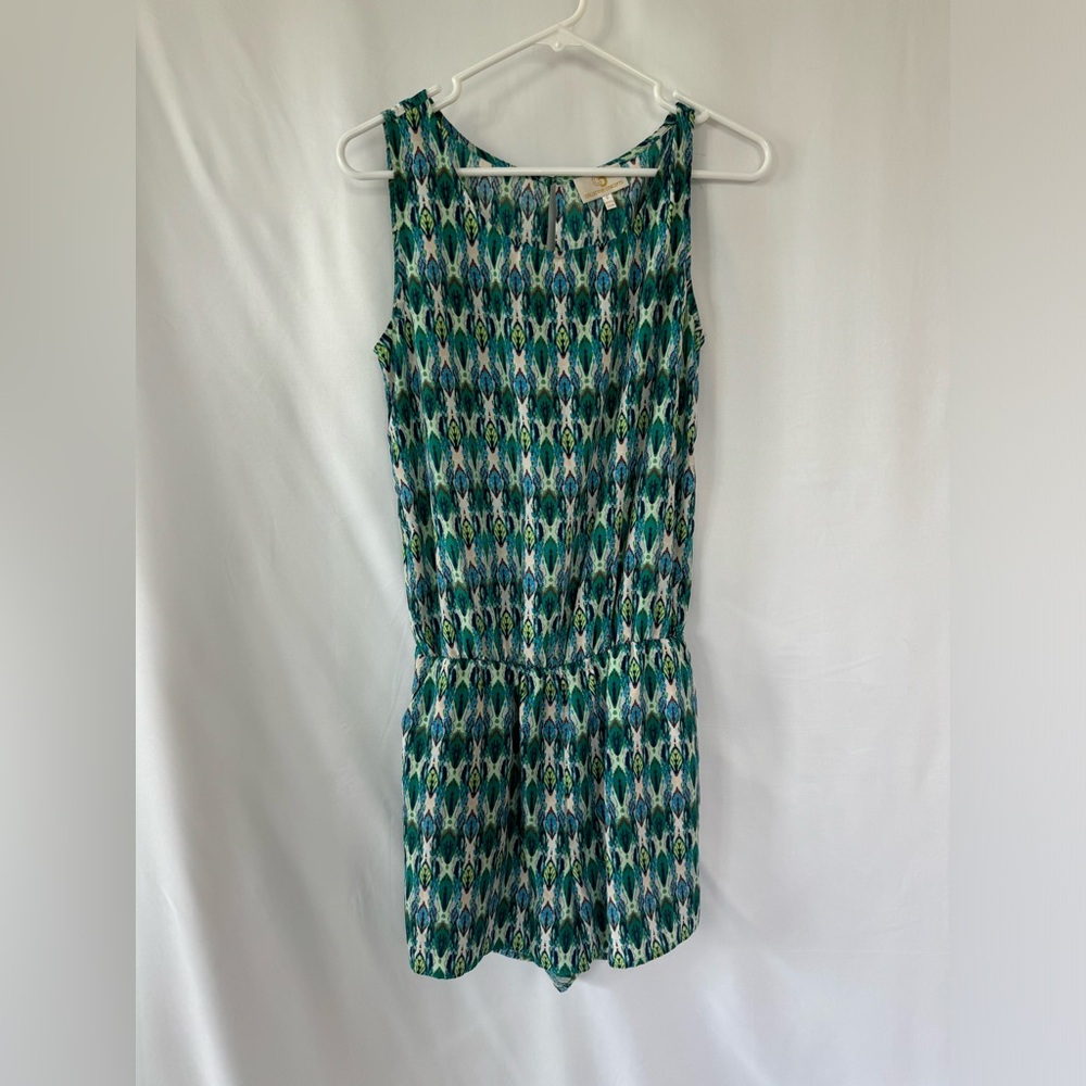 Beautiful green romper with pockets